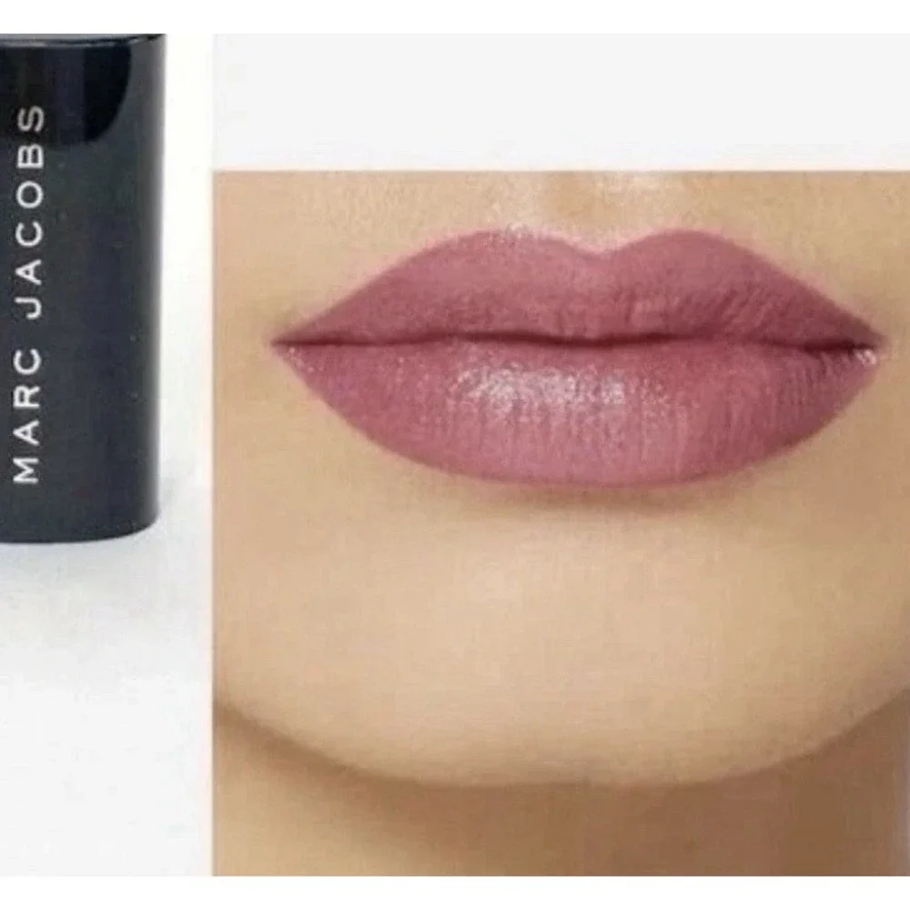 MARC JACOBS Le Marc Lip Creme Lipstick KISS KISS BANG BANG 0.03oz, MINI, NWOB